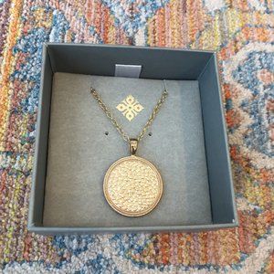 NEVER WORN Anna Beck Large Beaded Disc Necklace